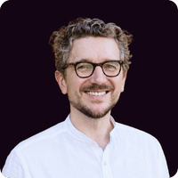 Radoslaw Maciaszek | Keys on the Wire, Not in the Agent